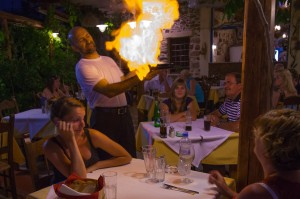 Nikos serving, Tatso Mondo, Crete 2012