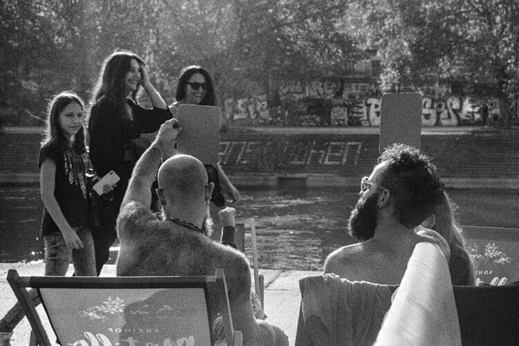 Messaging - Donaukanal Vienna, Austria 2019, Silver Gelatine 30x20 cm.